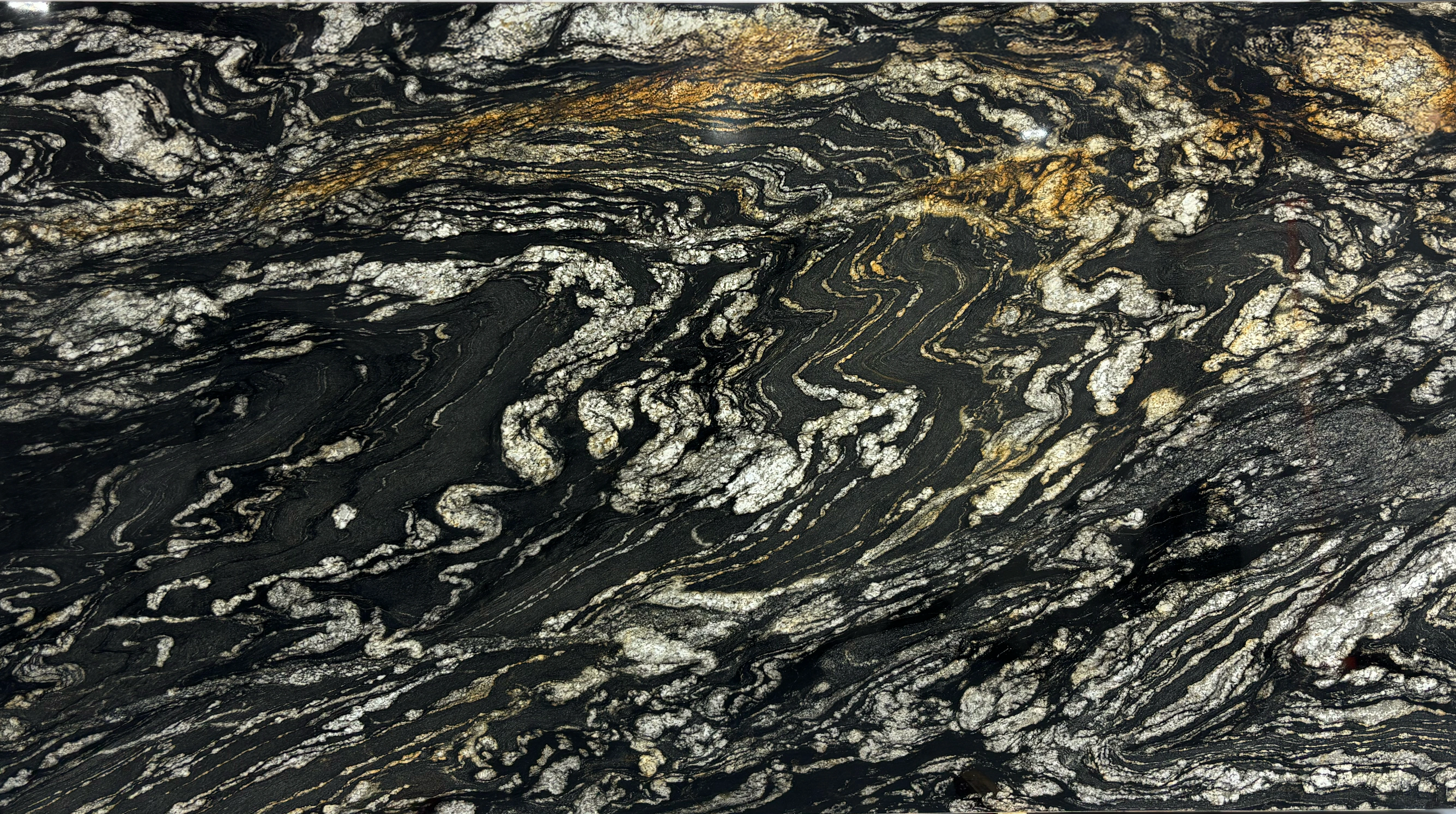 Titanium Gold Granite scene 5