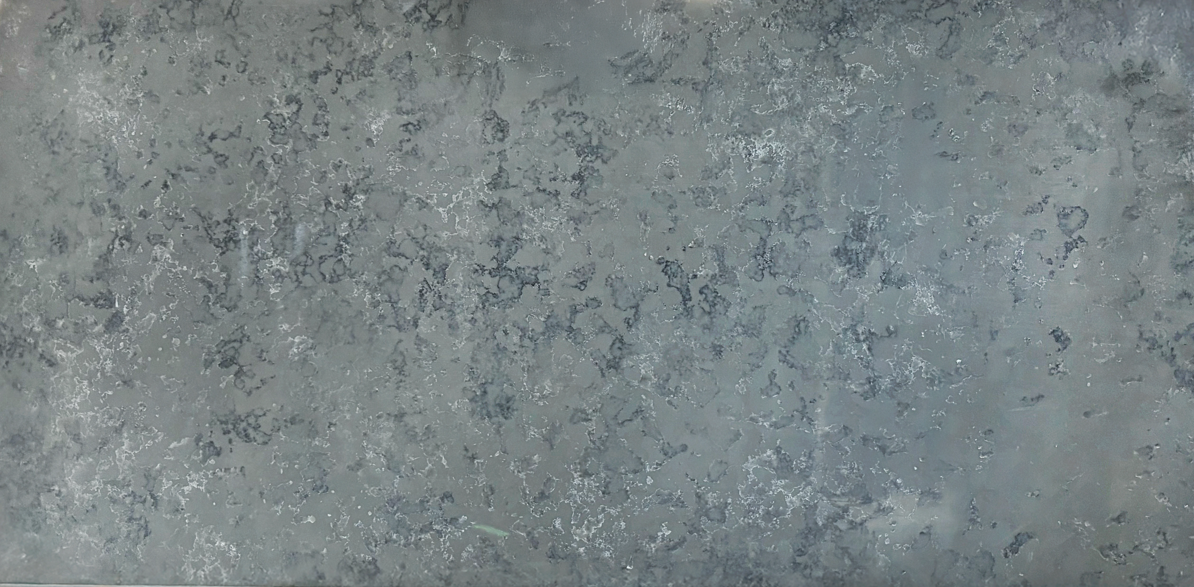 Grey Travertino Quartz scene 1